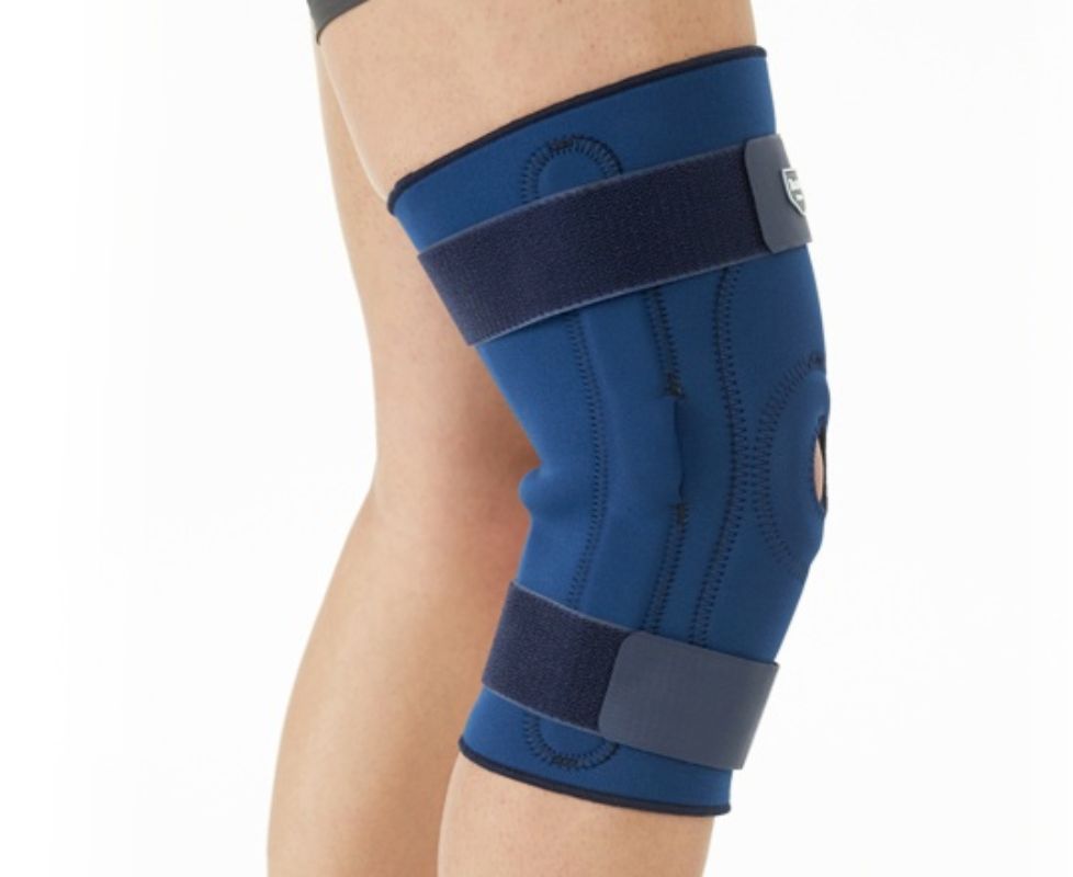 Dr. Med Knee Sleeve With Side Hinges K011 Medium