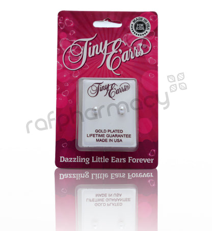 أقراط مرصعة باللؤلؤ